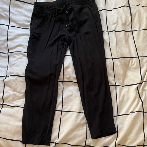 Flowy ankle length pants with drawstring waistband - Picture 4 of 6